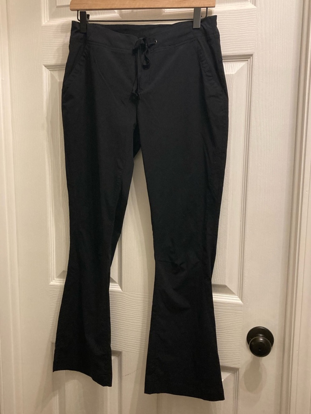 Columbia women’s flare active pants like new size 6 short